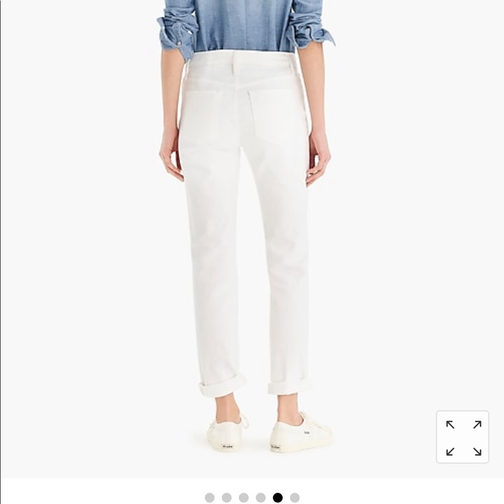 Like new J.Crew slim broken in boyfriend jeans 28